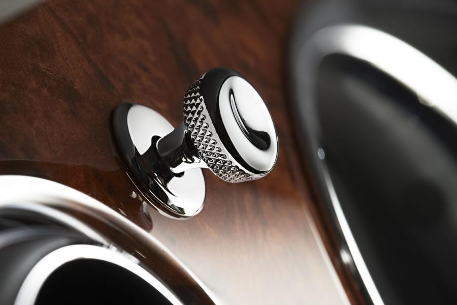  Bentley Mulsanne Mulliner Driving Spec 2012 года  (фото 8 из 30)